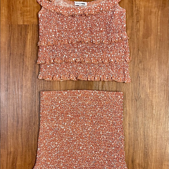 Fashion Nova Rust Floral print Smock Crop top and Ruffle Mini Skirt Set XS - Picture 2 of 5